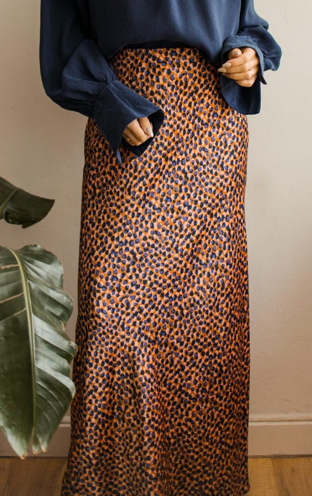 spódnica w ciapki L