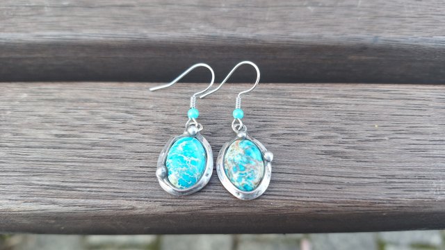 Niebieskie jaspisy - kolczyki