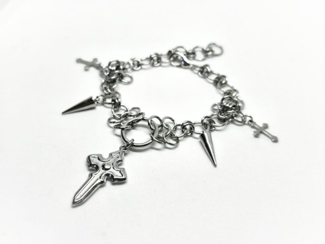 Bransoletka chainmaille z krzyżami kolcami stal chirurgiczna vampire