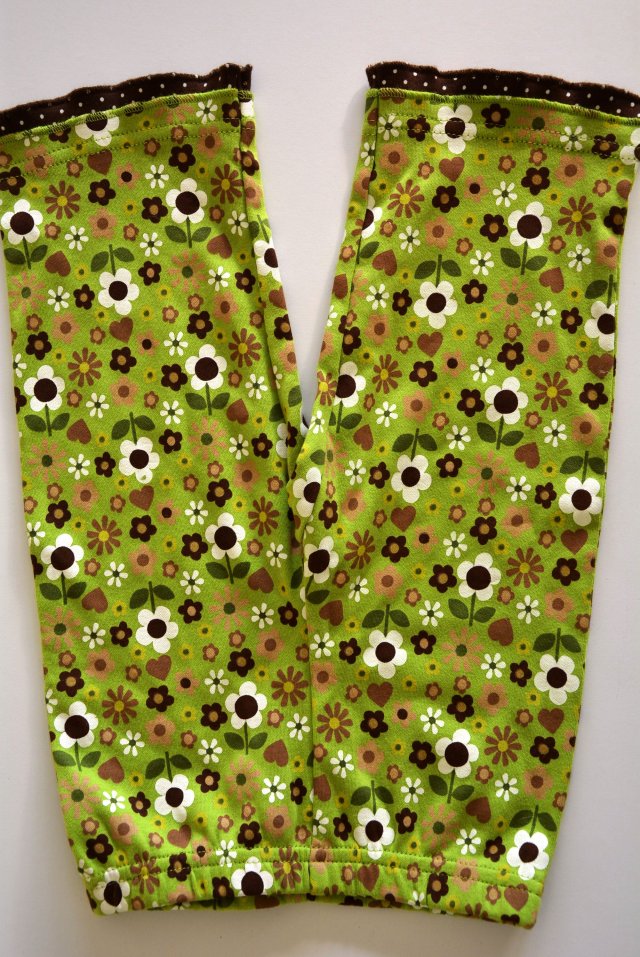 Spodnie dla malucha w kwiaty