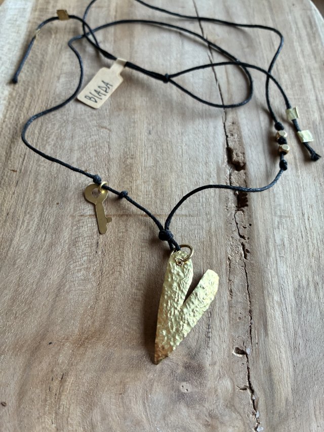 Naszyjnik minimalistyczny