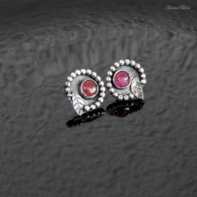 Kolczyki srebrne wkrętki z różowym turmalinem