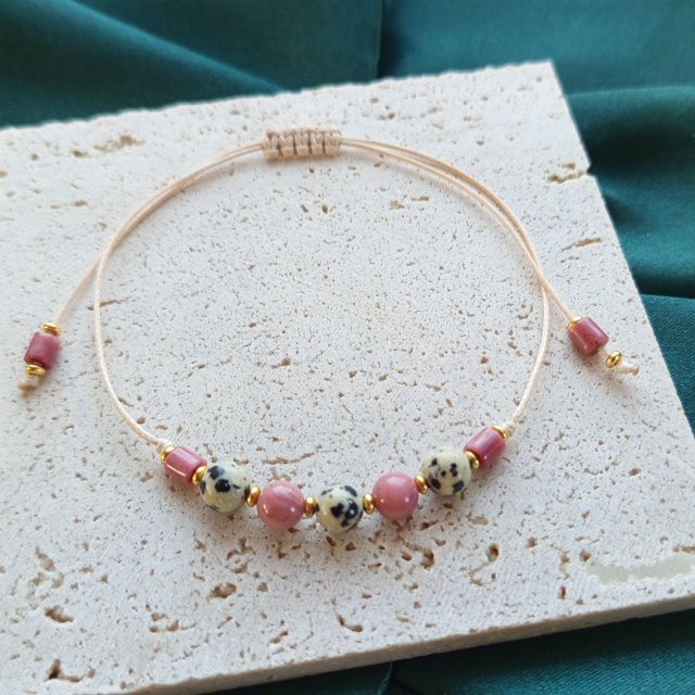 "Mila II" - bransoletka z naturalnymi kamieniami.