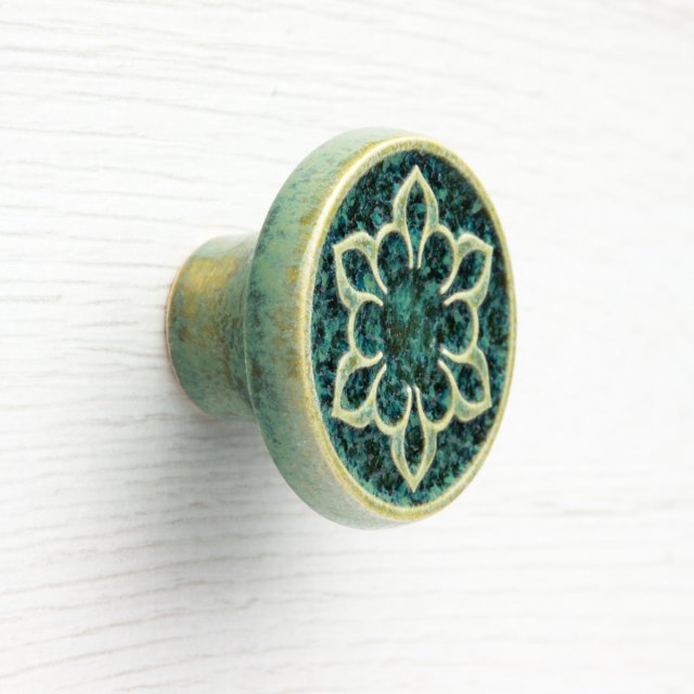 Gałka do mebli zieleń szmaragdowa, wz.02