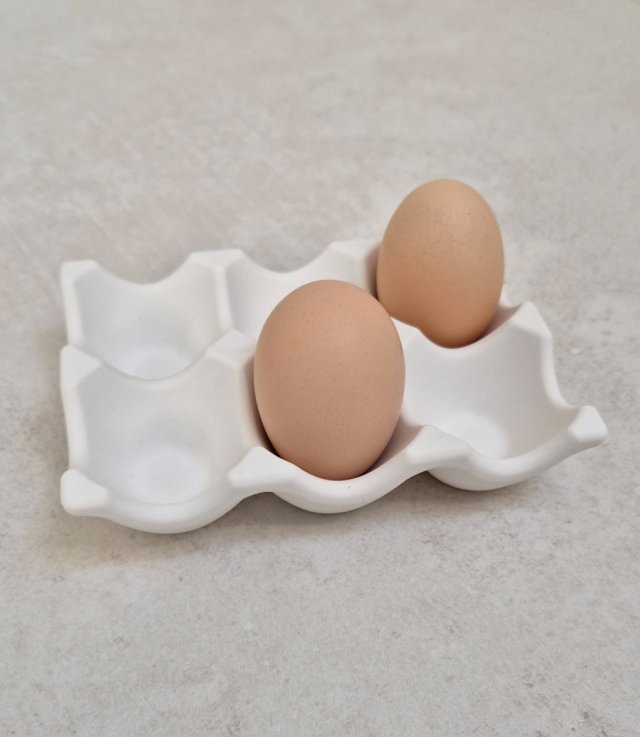 Dekoracyjna podstawka na jajka pisanki | nowoczesna tacka wielkanocna biała