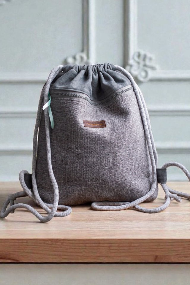 Szary plecak worek z przednią kieszenią