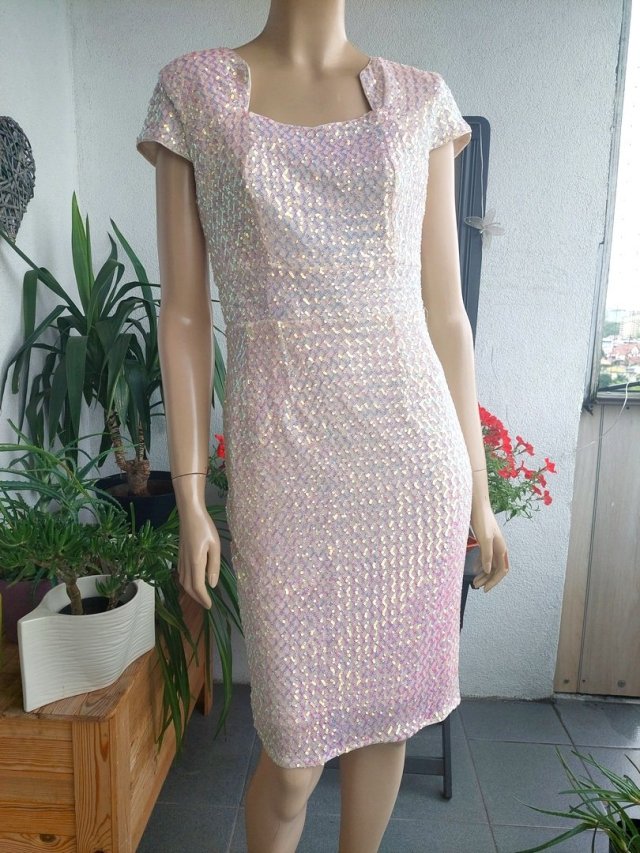 grace karin z cekinami