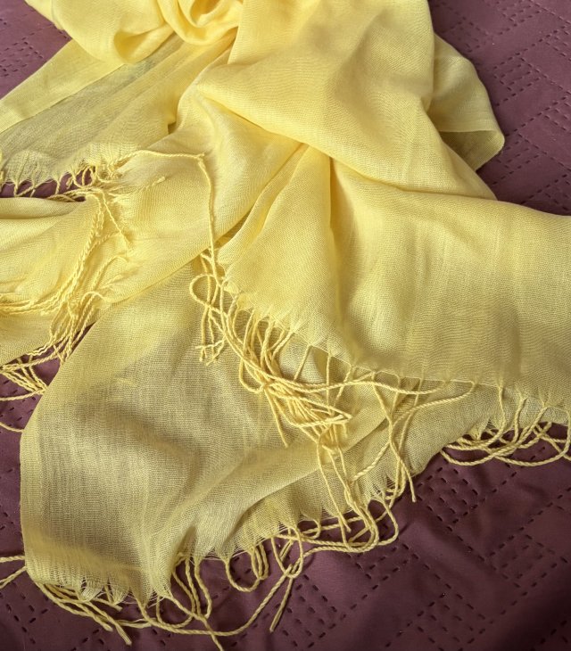 mgiełka - CASHMERE - wyjątkowo delikatny przyjemny szal w niesamowitym kolorze