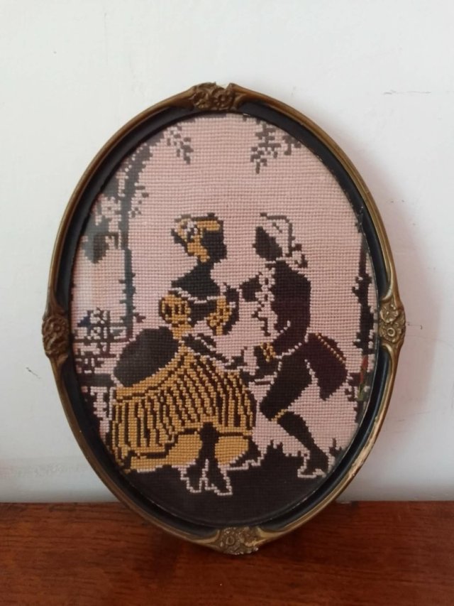 VINTAGE HAFT KRZYZYKOWY - SCENKA RODZAJOWA STYL ROKOKO - RĘKODZIEŁO