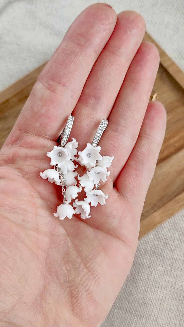 Kolczyki Konwalie – Wiosenna Elegancja (Rodowane z Cyrkoniami)