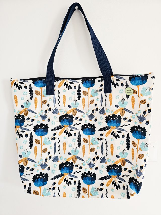 Torba z wodoodpornego materialu