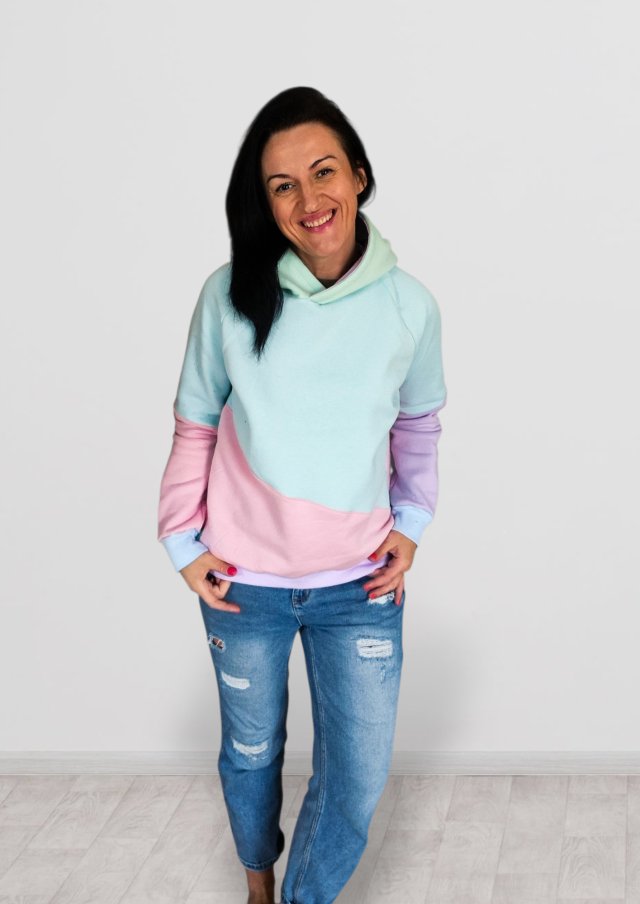 Cieplutka bluza pachworkowa