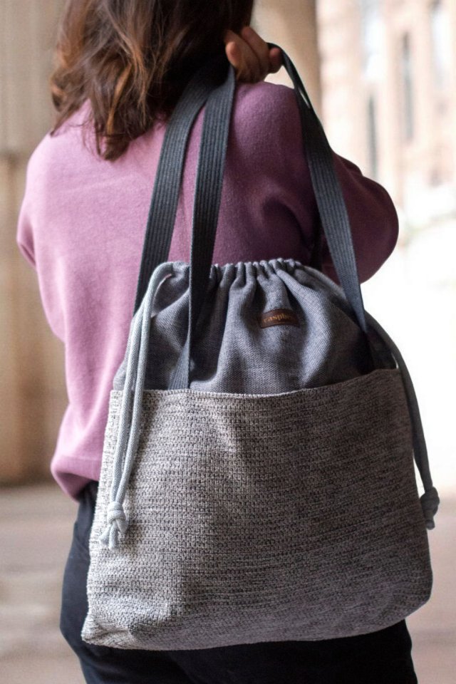 Szara duża torba z kominem plecionka