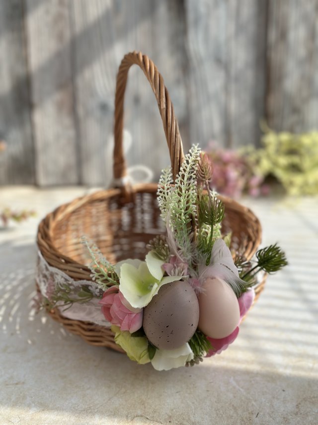 Koszyczek wielkanocny, koszyk wiklinowy na święcone