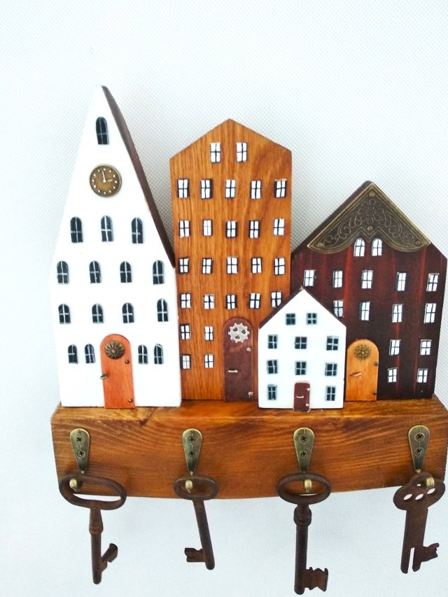 Wieszak na klucze lub biżuterię "Ulica Zaciszna"