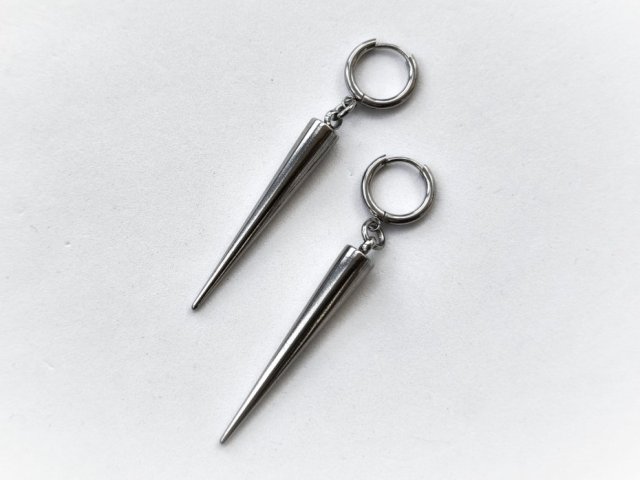 Kolczyki z kolcami ze stal chirurgiczna długie gothic punk cyber goth