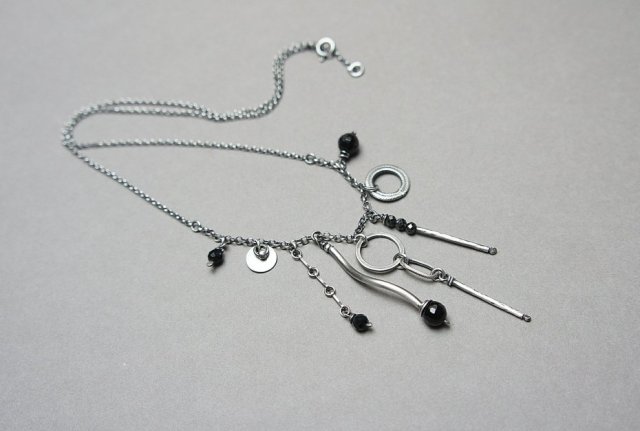 Patyczki vol. 10 /onyks / - naszyjnik