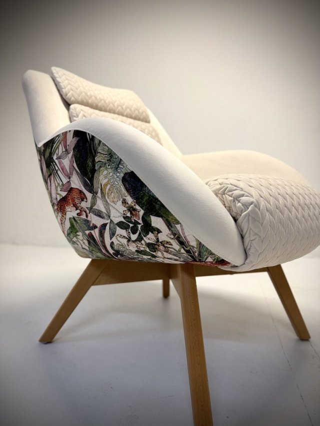 Fotel Skandynawski lamparty pikowany kremowy