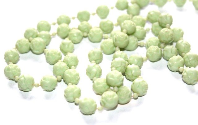 MIĘTOWE kuleczki  retro DŁUGIE KORALE VINTAGE