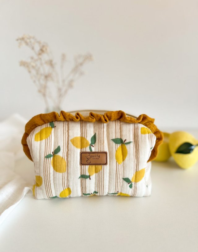 Kosmetyczka z falbanką LEMON