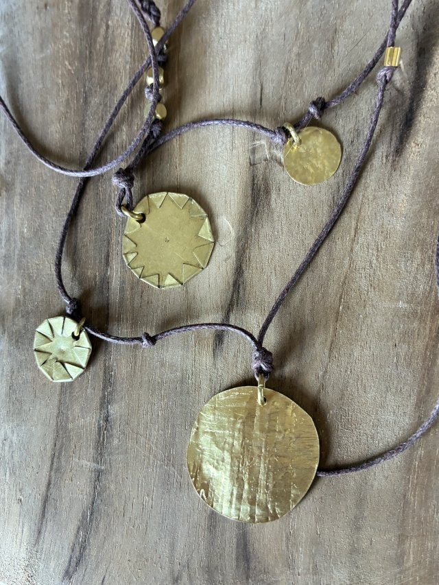 Naszyjnik wyplątany regulowany minimalistyczny