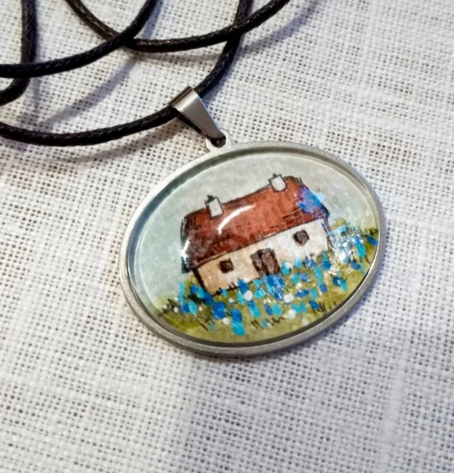Naszyjnik -mały domek