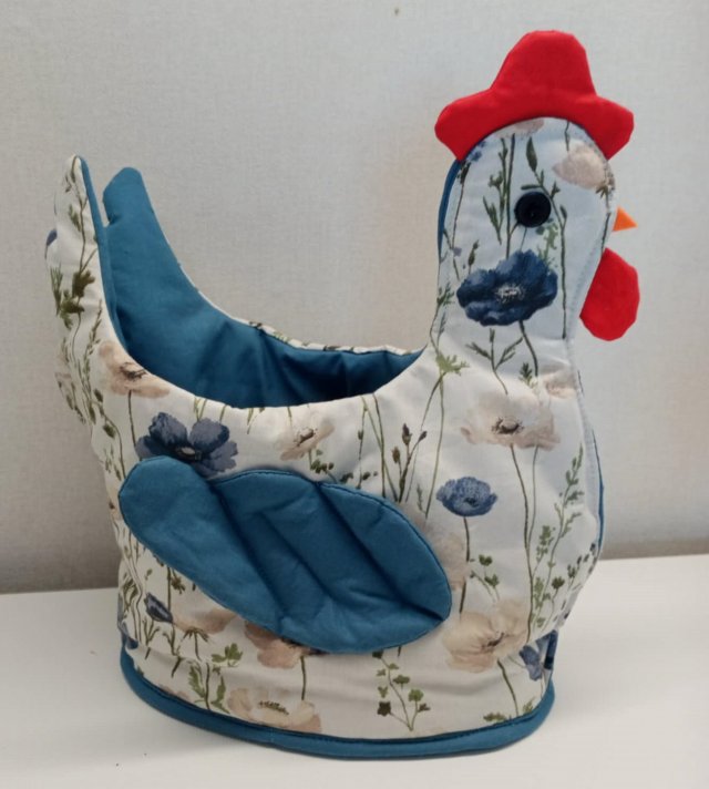 Kura wielkanocna  na jajka, owoce itp./na zam.