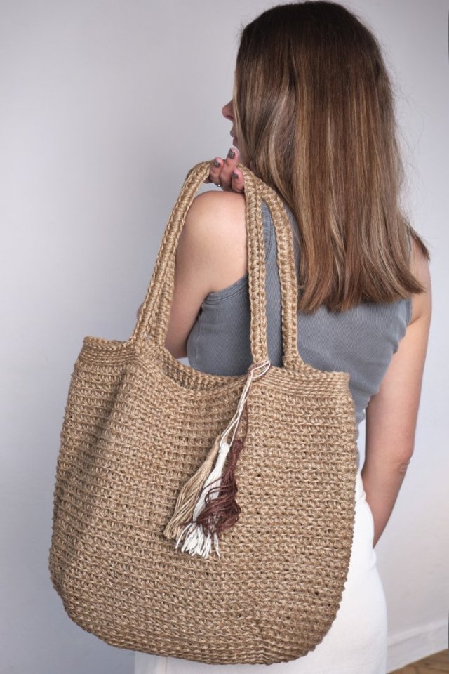 Duża torebka szydełkowa boho – ręcznie robiona torba na ramię