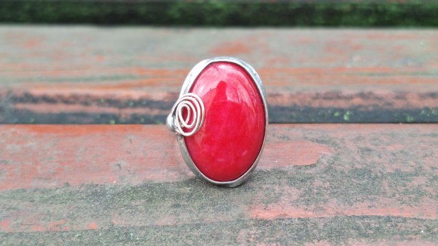 Piekielna czerwień - pierścionek regulowany
