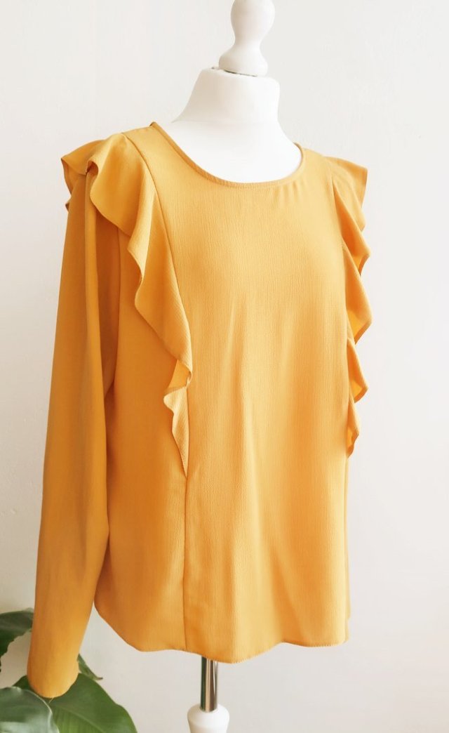 Musztardowa bluzka tall 44