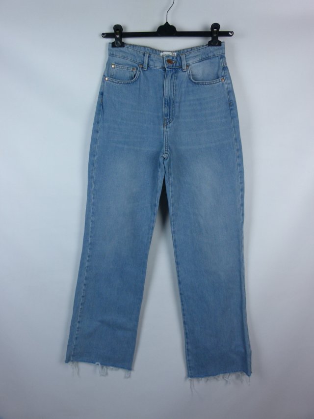 Stradivarius jeans proste spodnie dżins / 36