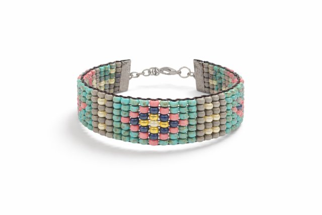 Bransoletka koralikowa w stylu Boho – Kolory Ziemi i Nieba