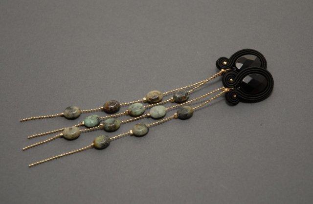 kolczyki sutasz z onyksami i turkusami