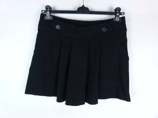 Lacoste trapezowa spódnica mini / M-L