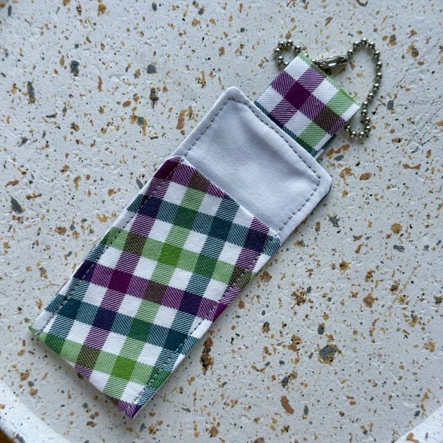 Etui na pomadkę balsam do ust 3