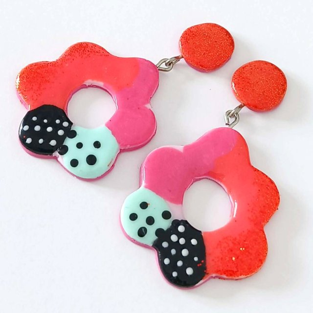 Kolczyki abstrakcyjne neonowe kwiaty