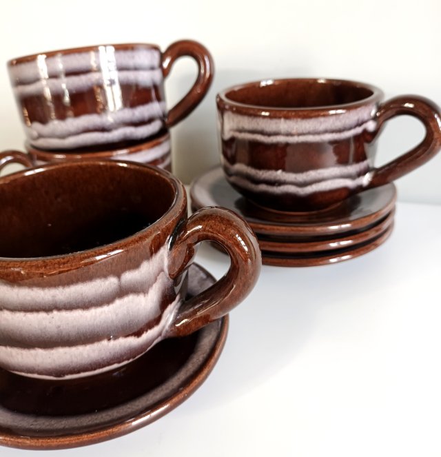 4 filiżanki +spodki retro