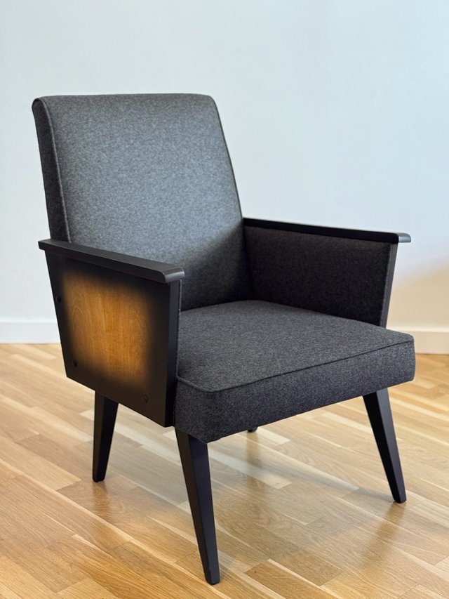 Fotel, po renowacji - tapicerka Blazer, 100% wełna (Camira)