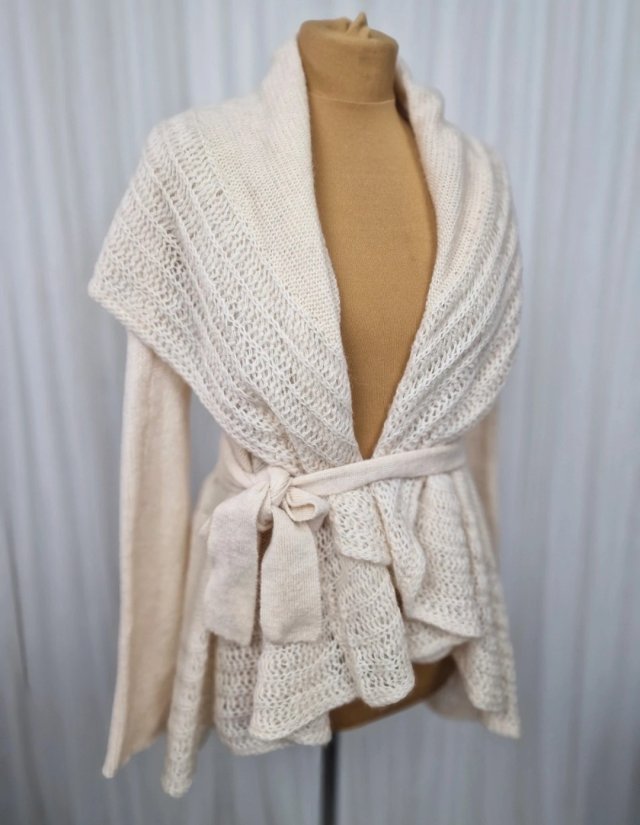 Biba uroczy romantyczny sweter kardigan damski 42 40 beż