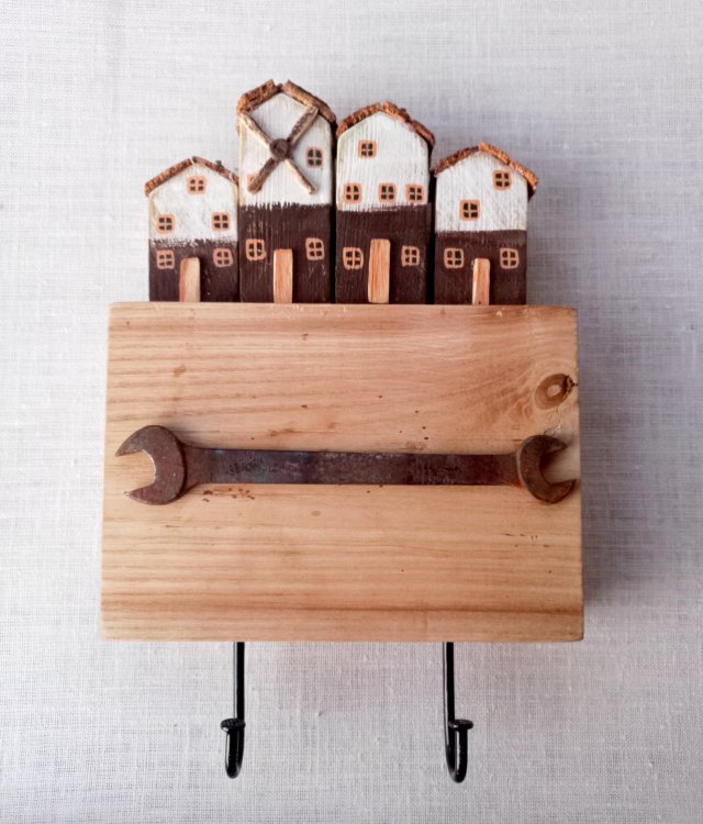 Wieszak z wiatrakiem