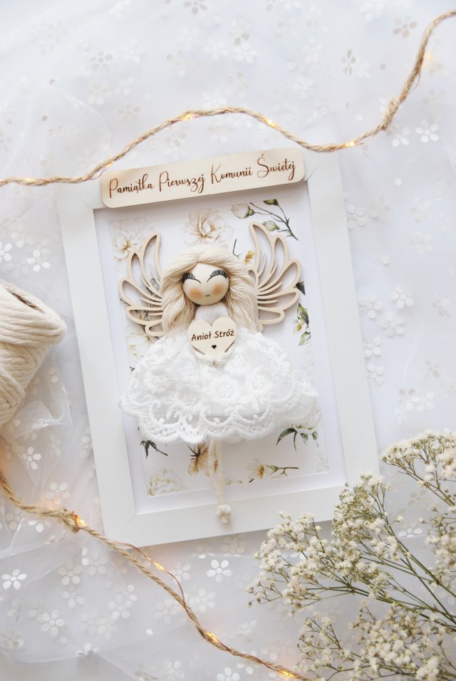 Pamiątka na komunię dla dziewczynki | Anioł Stróż w ramce