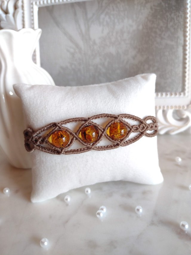 Bransoletka z bursztynem "Złoty Blask" mikromakrama