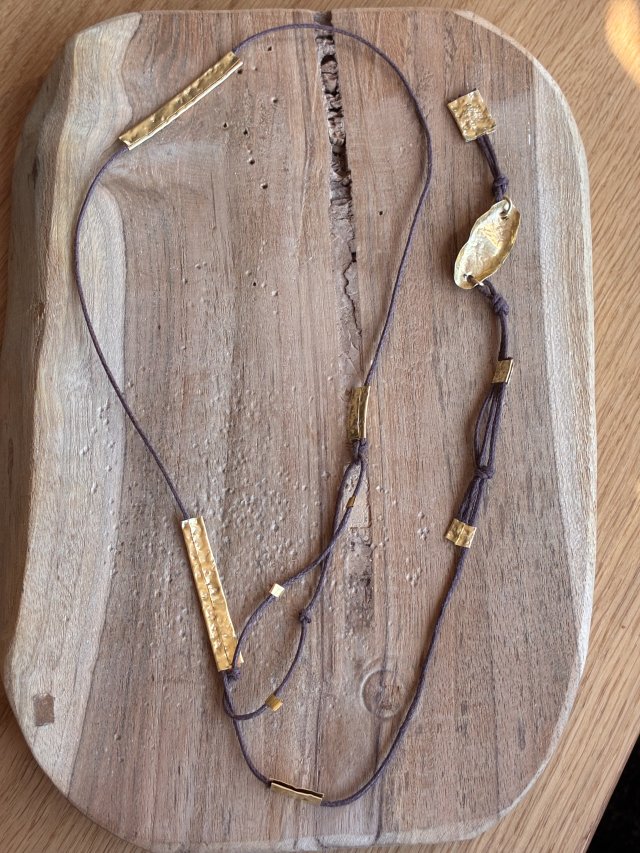 Naszyjnik wyplątany