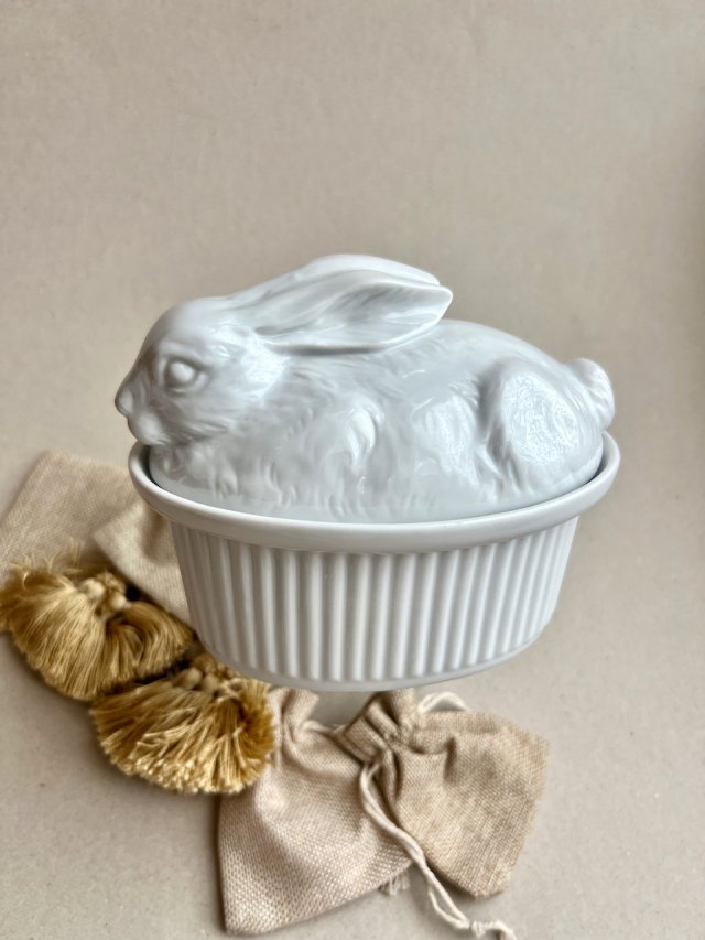 Vintage French Rabbit Terrine ❤ Biały królik.