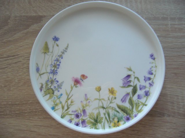 PORCELANOWY TALERZ 20 CM