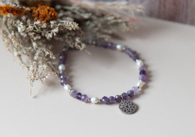 Bransoletka ROZETKA z kamieni - ametyst i perła słodkowodna
