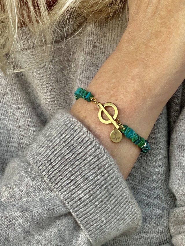 Unikatowa bransoletka z nietypowo ciętego kamienia - Chryzykola