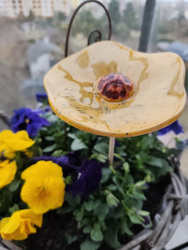 kwiat ceramiczny poidło