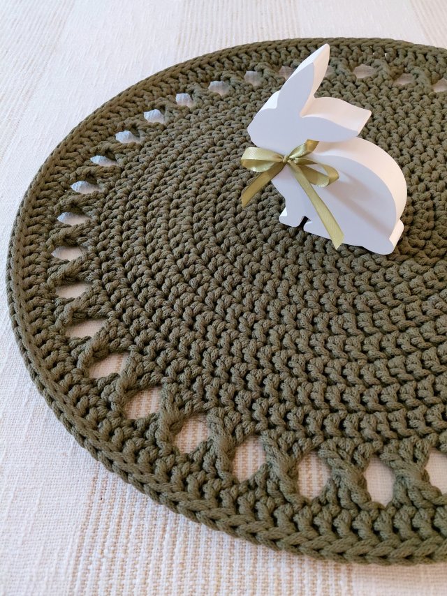 SZNURKOWA SERWETA ŚREDNICY 58CM