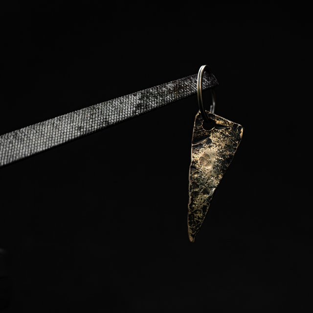 Personalizowany Brelok z Mosiądzu Ręcznie Kuty – Unikat Handmade, Grawer/Inicjały, Prezent | LATEM#002